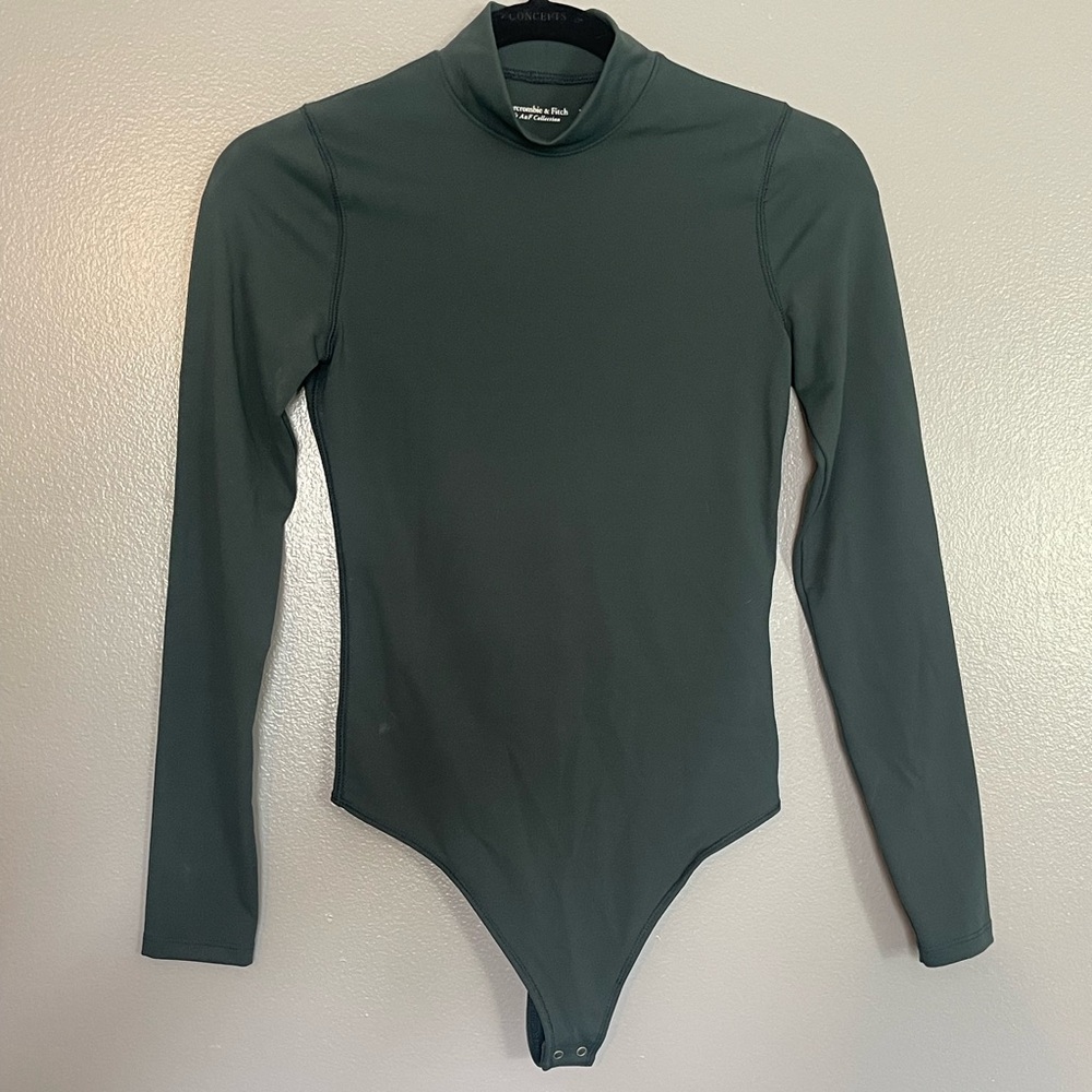 Abercrombie & Fitch Long Sleeve Turtleneck Bodysuit